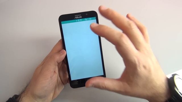 Asus Zenfone 2 (ZE551ML) 4GB la recensione di HDblog.it смотреть онлайн
