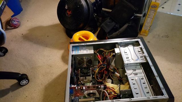 A Look Back At My First Gaming PC смотреть онлайн