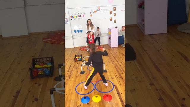 Игра Веселые кузнечики смотреть онлайн