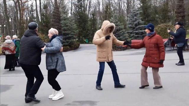ЛЮБОВЬ НЕЧАЯННО НАГРЯНЕТ,А ВРОДЕ ТЫ И НЕ ЖДАЛА смотреть онлайн