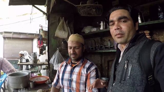 Deoband ki mashoor chai || World Famous Tea Point in my town || Near Darul Uloom | 2020 | TAN Rider смотреть онлайн