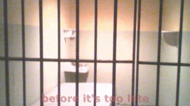 "Yer Blues" - Helping the homeless & mentally ill (song by the Beatles) смотреть онлайн