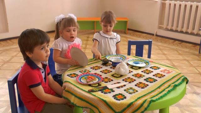 2015 04 В гостях у малышек-неваляшек (Калининский) смотреть онлайн
