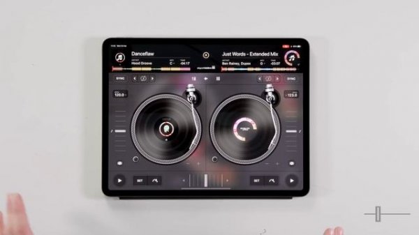 Your first DJ mix on an iPad - Algoriddim DJAY Pro Tutorial 1/3