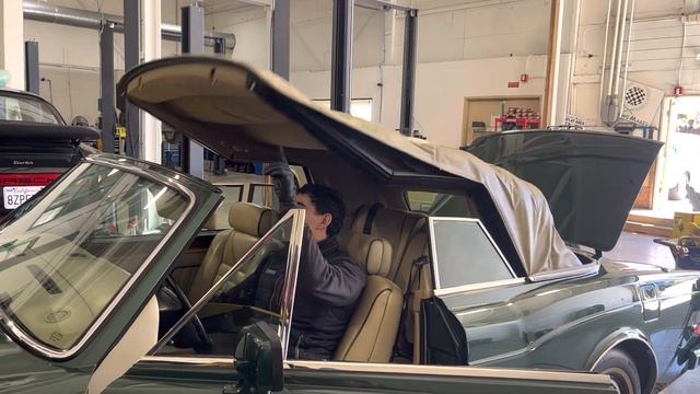 Rolls Royce Corniche IV Soft Top Operation смотреть онлайн