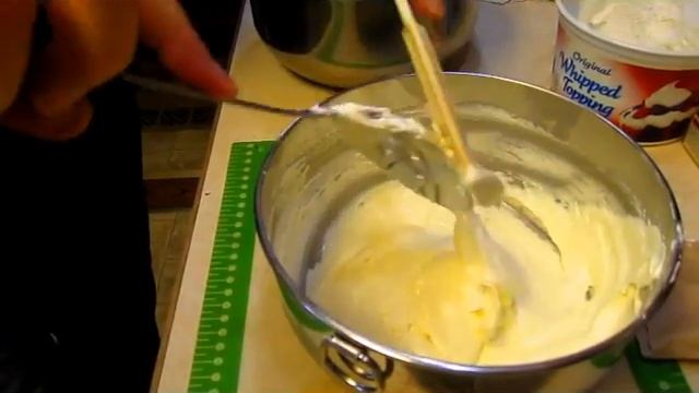 Yummy Apple Snicker Salad - Wisconsin Garden Video Blog 362 смотреть онлайн