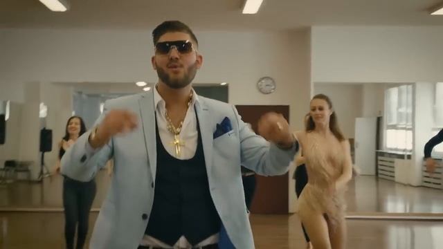 Kis Maco - FiESTA SiESTA Official смотреть онлайн