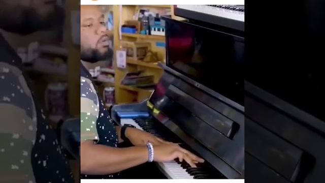 MAC MILLER! MUSICAL GENIUS 🎹🎶🎙🎧🎤🎼 смотреть онлайн