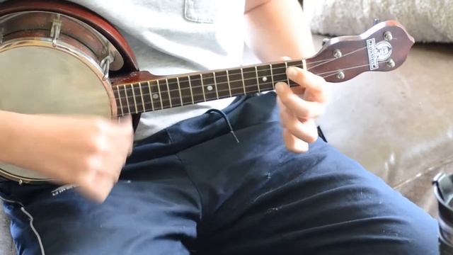 Practice piece George Formby Banjolele Ukulele смотреть онлайн