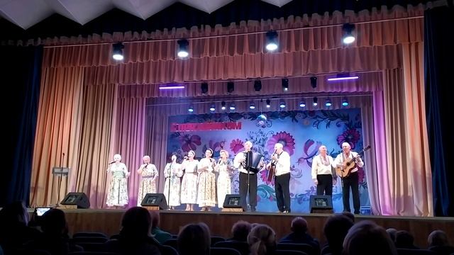 "Далеко далёко", исп. ансамбль "Даринушка" под упр. Геннадия Голыша, с.Фрунзе_Сакский