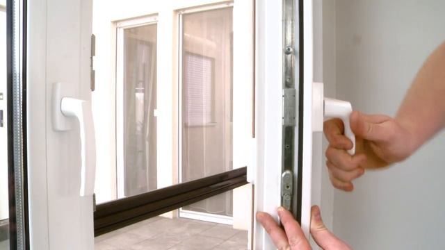 Blokada niewłasciwej obsługi klamki. смотреть онлайн