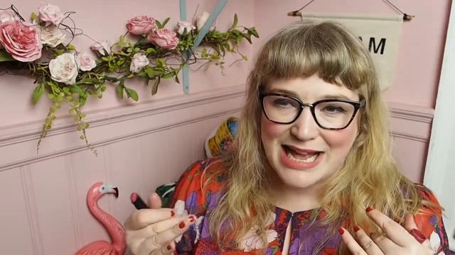 Bourjois 'Rouge Velvet' The Lipstick Review // Shade 4 // Best Budget Drugstore Lipstick