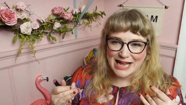 Bourjois 'Rouge Velvet' The Lipstick Review // Shade 4 // Best Budget Drugstore Lipstick