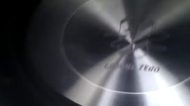 Ground zero 12'' xd al Radioactive смотреть онлайн