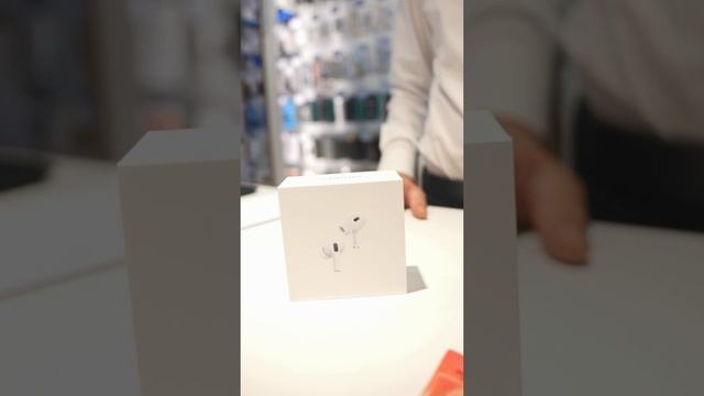 Airpods Pro für unter 25.-/Monet 🎧👉 Witeri Infos unter mobilezone.ch.#Airpods #Kopfhörer #mobilezon смотреть онлайн