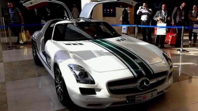 Dubai police hyper cars roll up | McLaren|Bugatti| Tesla| Maserati| Ferrari смотреть онлайн