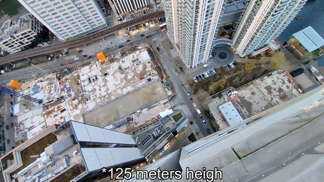 Driving a 125 meter high window cleaner lift смотреть онлайн