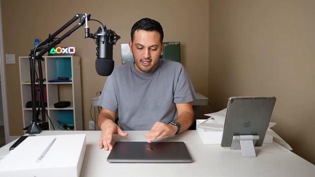 Is the M1 Macbook Air still worth it? смотреть онлайн