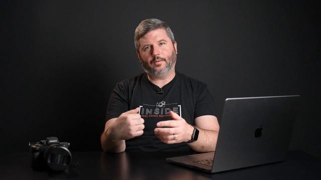 iPhone VS Sony A7IV Real Estate Photography Shootout смотреть онлайн