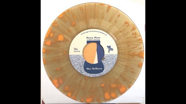 Mac DeMarco - Honey Moon (Mac Demarco & Haruomi Hosono - Honey Moon) Side 1 смотреть онлайн