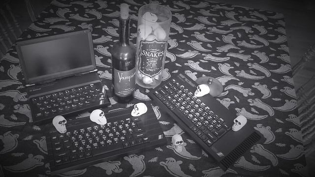 Sinclair ZX Spectrum Halloween Commercial - Booo! смотреть онлайн