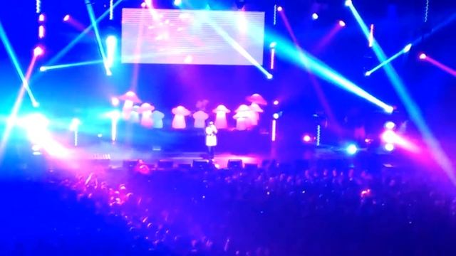 "Angels"-Mac Miller Houston Concert смотреть онлайн