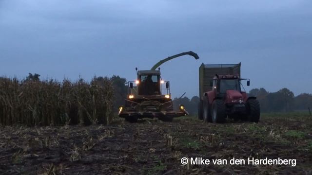 Mais hakselen 2015 | Claas Jaguar 840 + Claas Axion 850 | T. van Omme en Zn | De Valk | NL. смотреть онлайн