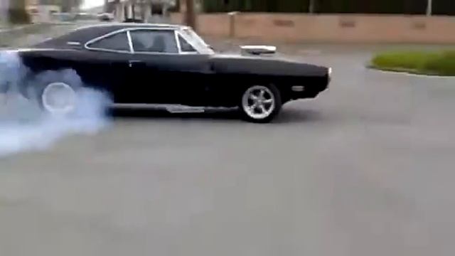 Додж Челенжер МОЩ/dodzh chardzhera смотреть онлайн