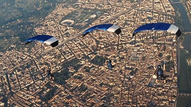 PD Factory Team over Skydive Dream | Skydive Florence смотреть онлайн