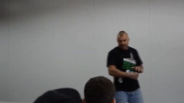 Тесак о жирных людях смотреть онлайн