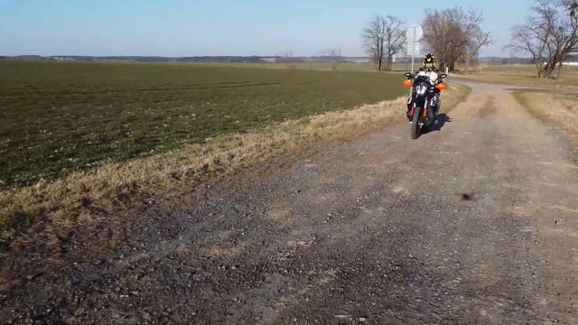 DJI MINI2 & Litchi app - Follow me (GPS tracking) test on motorcycle. смотреть онлайн