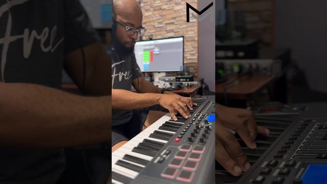 A divine call #pianoringtone #worshippiano #producerlife смотреть онлайн