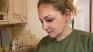 Влог ЧТО-ТО ПОШЛО НЕ ТАК ! Напекли с Алисой кексиков ! Алиса едет  на детскую мафию !