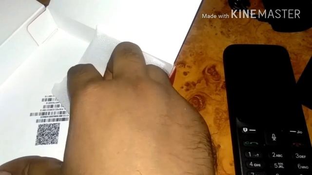 Jio Phone Unboxing | GPS, WiFi, NFC, Jio Services, Jio Mobile смотреть онлайн