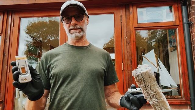Discover the Ultimate Traditional Window Cleaning technique смотреть онлайн