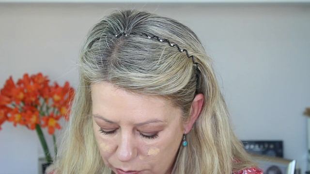 Mac Studio Fix Fluid Foundation | Mature Skin Approved? смотреть онлайн