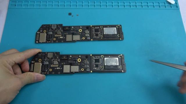 How to Swap MacBook Air M1 Logic Board to Recover Data смотреть онлайн