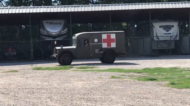 M725 Ambulance First Drive in 7 Year смотреть онлайн