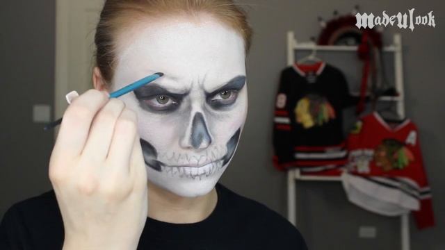 CHICAGO BLACKHAWKS Skull Makeup Tutorial смотреть онлайн