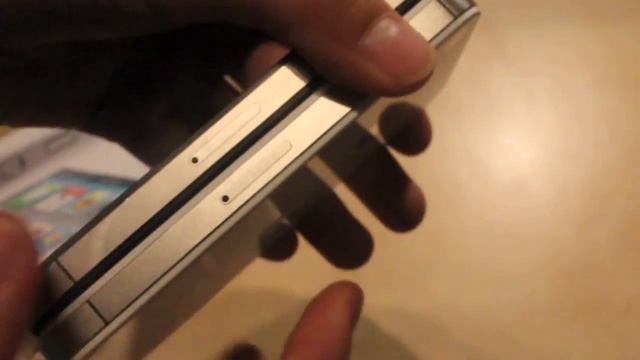 iPhone 4S Unboxing (White AT&T 16GB) смотреть онлайн