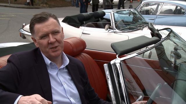 Jaguar Celebrates 50 Years of the E-Type in Geneva смотреть онлайн