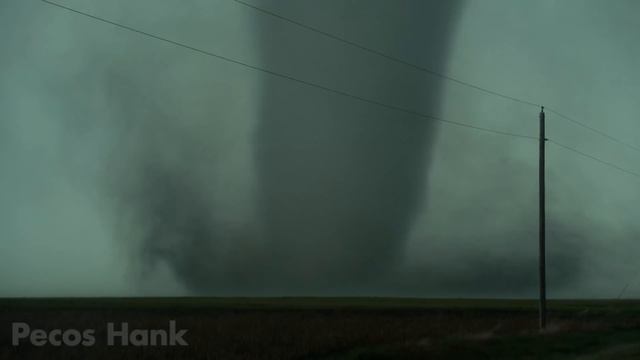 THE ULTIMATE TORNADO UP CLOSE - Divine Tornado Conception 4K смотреть онлайн