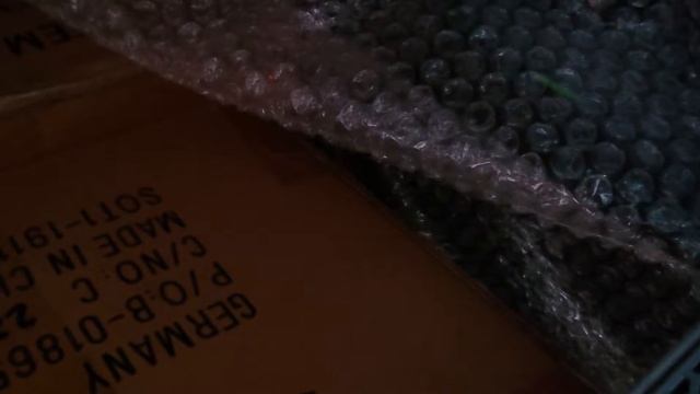 Fujitsu RX200 S7 - power ON and boot (how loud it is) смотреть онлайн