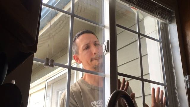 How to break into your house through a locked window смотреть онлайн
