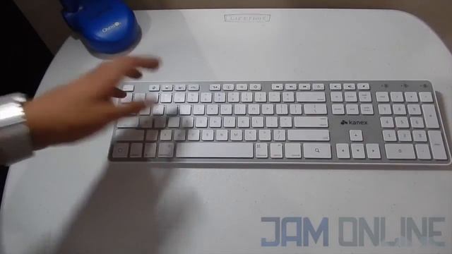 Kanex Multi Sync Keyboard Unboxing and Hands-on смотреть онлайн