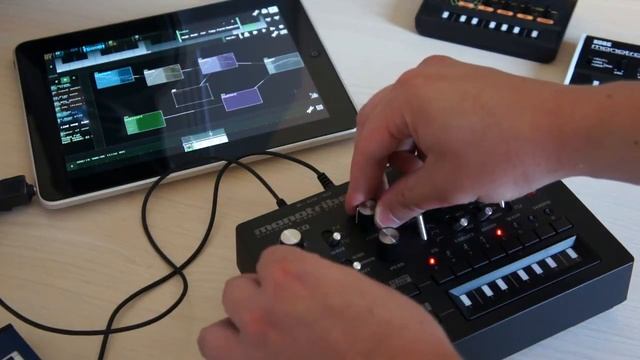 SunVox synchronized with Monotribe (NO MIDI) смотреть онлайн