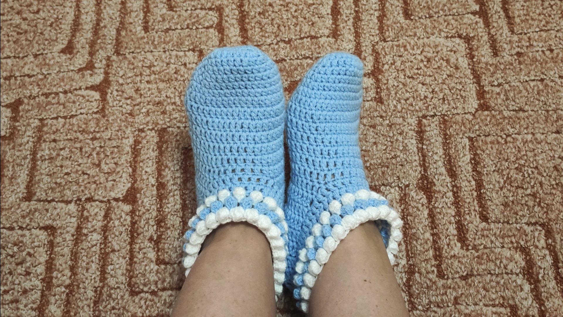 Домашние сапожки, тапочки, носочки 