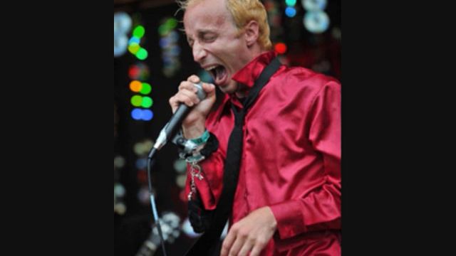 'Hummer' (Smashing Pumpkins Cover) -Smilex Live At Cornbury 2009 смотреть онлайн