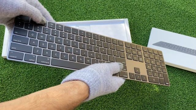 Apple Magic Keyboard Unboxing смотреть онлайн