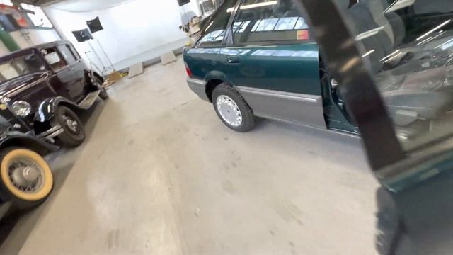 Rover 218 - Only 23,000 miles! смотреть онлайн